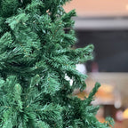 Árvore Natal Aveiro 2107 Galhos Com Base Metal -  2,7m