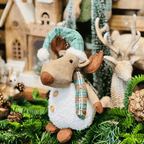 Rena Natalina de Pelucia Com Gorro Verde 25cm