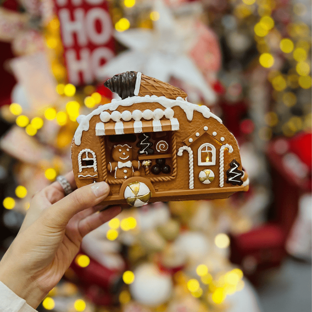 Trailer Natalino de Resina Gingerbread Com Led 12,5cm