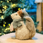 Esquilo Natalino Com Gorro e Pinha 29x19cm