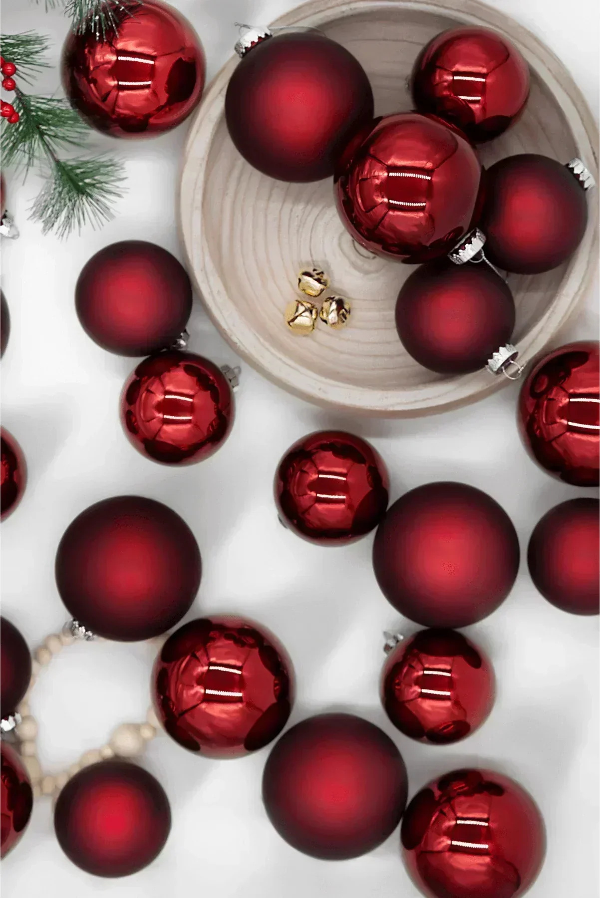 Kit 24 Bolas de Natal 8cm Luxo (Vinho)